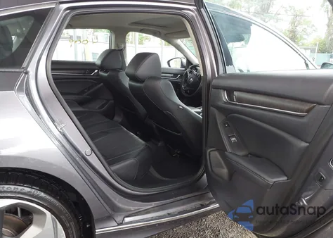 2018 Honda Accord Touring 2.0T из США, поврежденный, VIN 1HGCV2F90JA045517